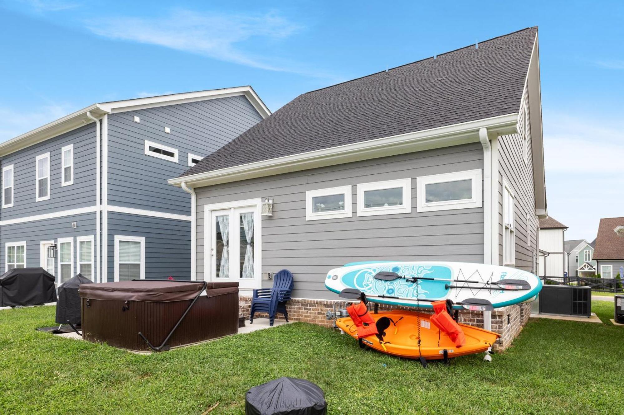 Cozy Lake Cottage W/ Kayaks, Sups, Pool & Firepit Winchester Exterior photo